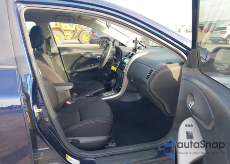 2013 Toyota Corolla S z USA, uszkodzony, nr VIN 5YFBU4EE4DP124938